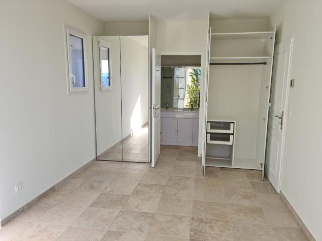 Location maison F4 Aix en Provence - Photo 8