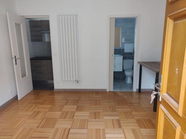 Location studio Reims - Photo 1