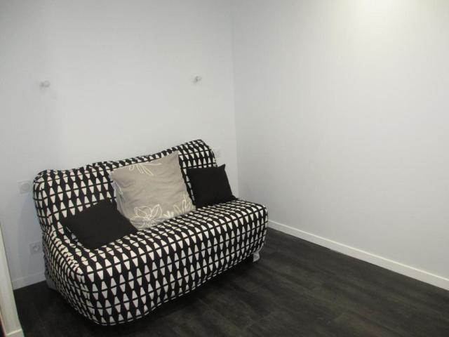 Location appartement T1 Aurillac - Photo 3