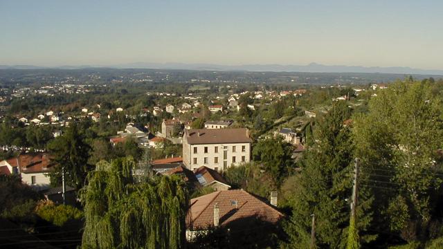 Location appartement T3 Thiers - Photo 3