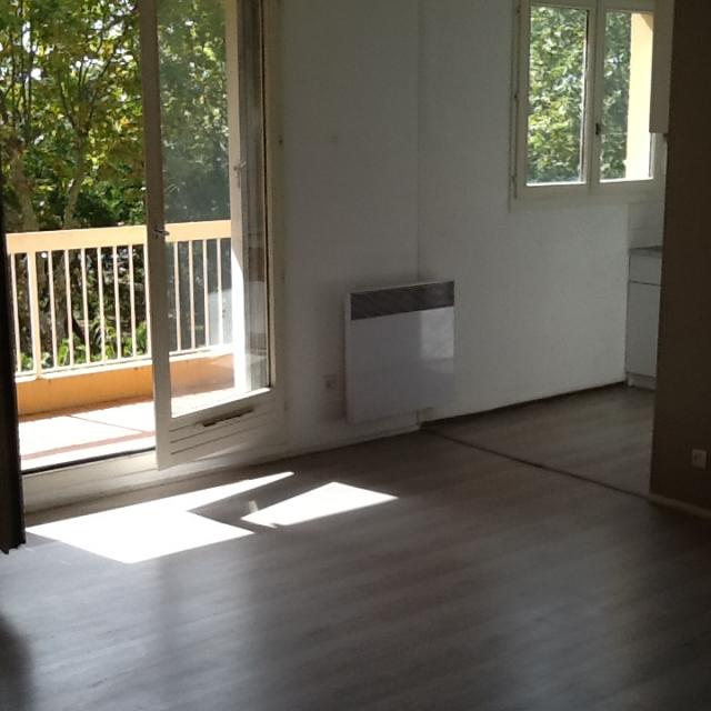 Location studio Toulon - Photo 2