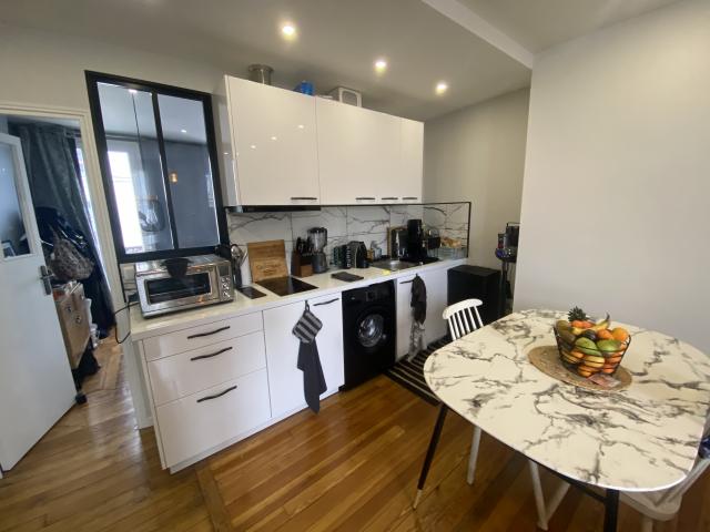 Location appartement T2 Paris 18 - Photo 2