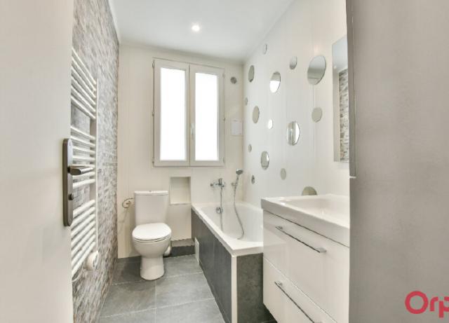 Location appartement T2 Paris 18 - Photo 4
