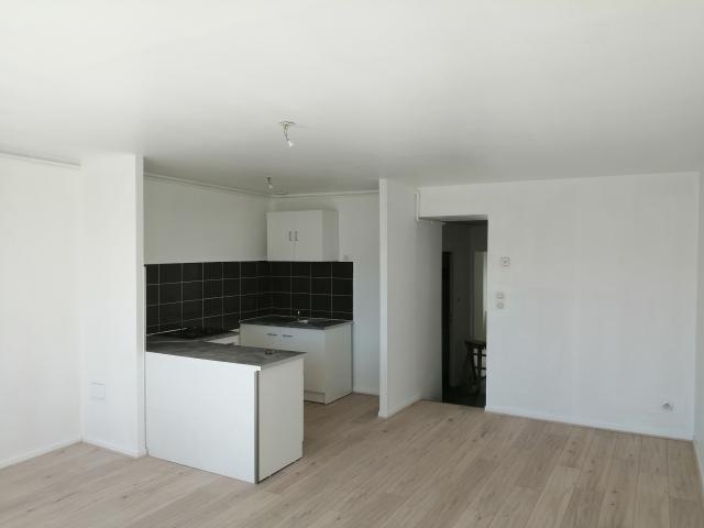 Location appartement T2 Roche la Moliere - Photo 2