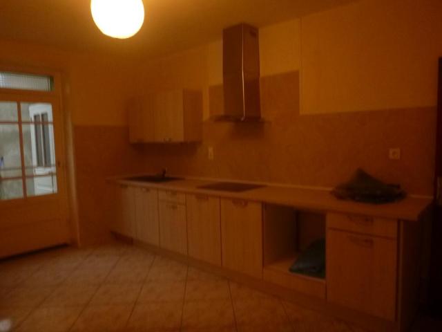 Location maison F7 Labruguiere - Photo 2