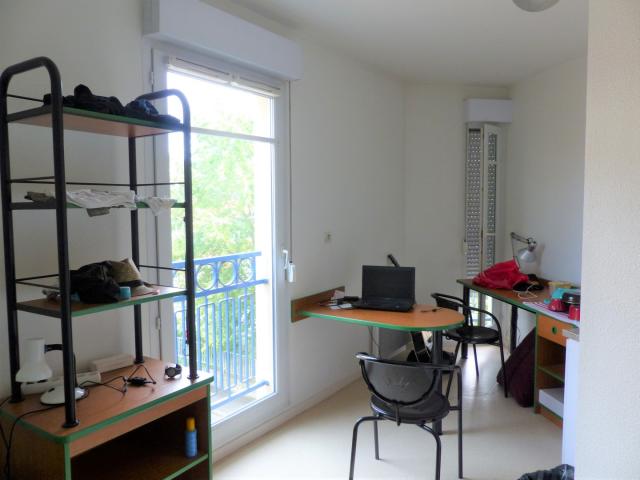 Location appartement T1 St Etienne - Photo 2