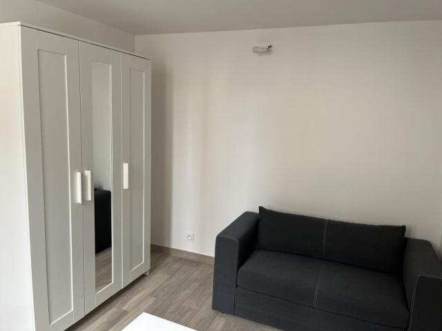 Location maison F2 Villejuif - Photo 2