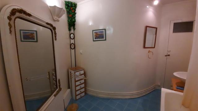 Location appartement T2 Paris 07 - Photo 9