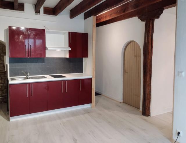 Location appartement T2 Fontenay le Comte - Photo 3