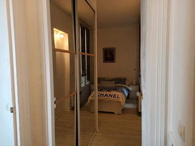 Location appartement T2 Paris 16 - Photo 2