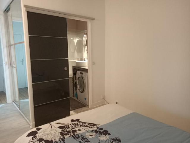Location appartement T2 Paris 16 - Photo 3