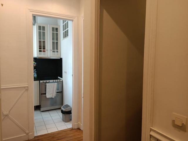 Location appartement T2 Paris 16 - Photo 9