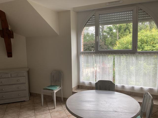 Location studio St Denis en Val - Photo 6