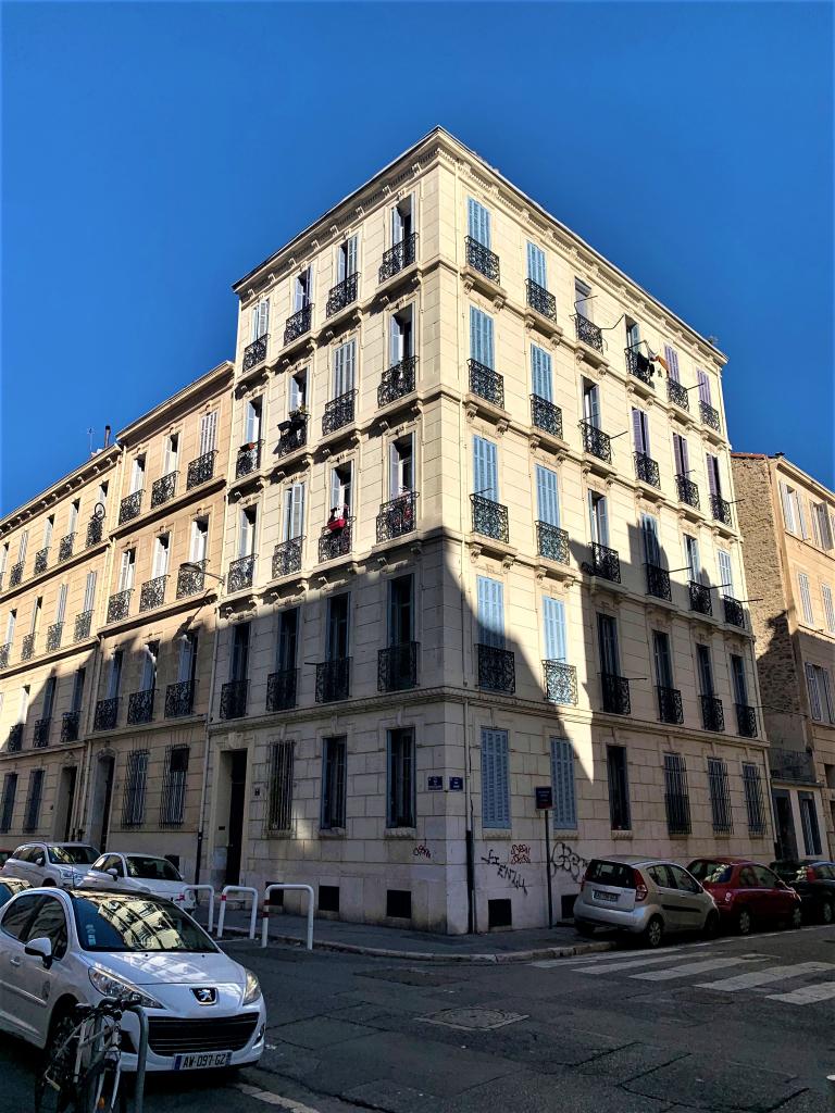 Location chambre Marseille 04 - Photo 1