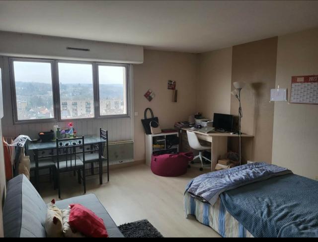 Location appartement T1 Charleville Mezieres - Photo 2