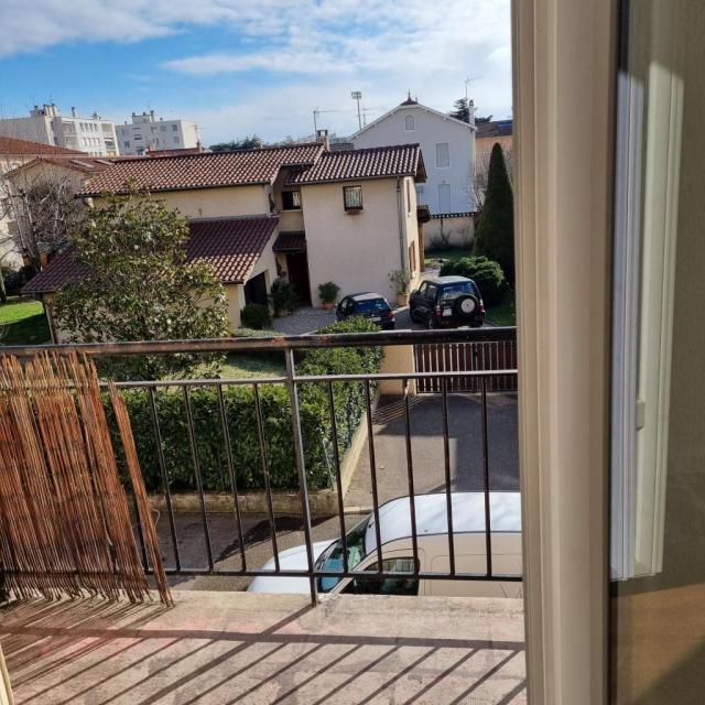 Location appartement T3 Lyon 8 - Photo 8