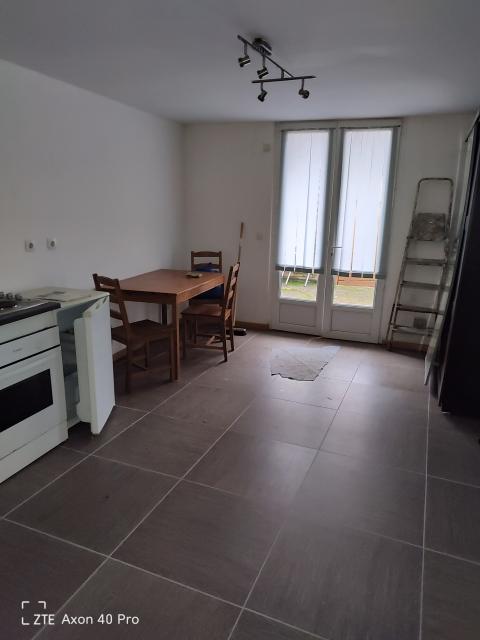 Location appartement T1 Courcelles Chaussy - Photo 2
