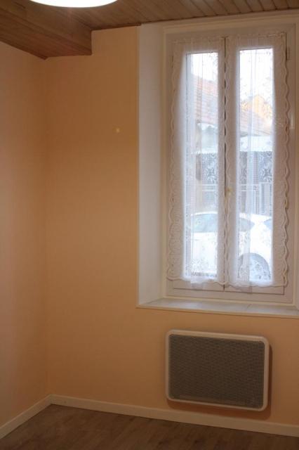 Location maison F2 Ligny le Ribault - Photo 6