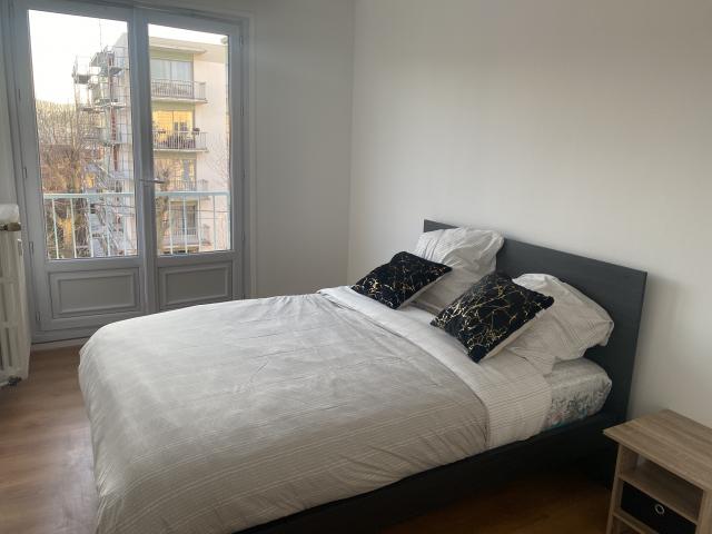 Location appartement T3 St Etienne - Photo 2