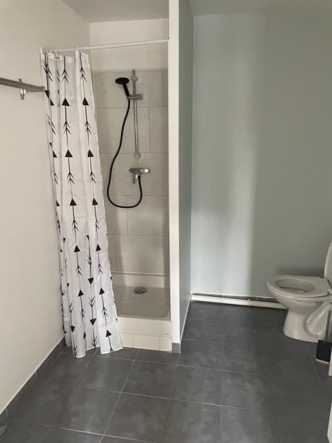 Location appartement T2 Mantes la Jolie - Photo 2