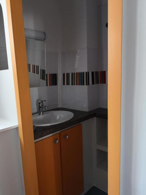 Location studio Marseille 06 - Photo 3