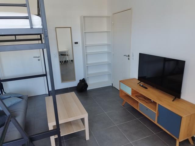 Location studio Marseille 09 - Photo 2