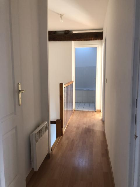 Location maison F4 Nogent le Roi - Photo 3