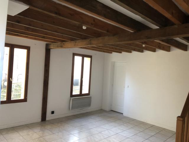 Location maison F4 Nogent le Roi - Photo 4