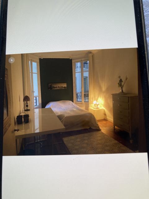 Location chambre Paris 20 - Photo 1