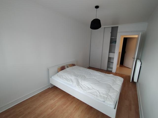 Location appartement T4 Ste Genevieve des Bois - Photo 4