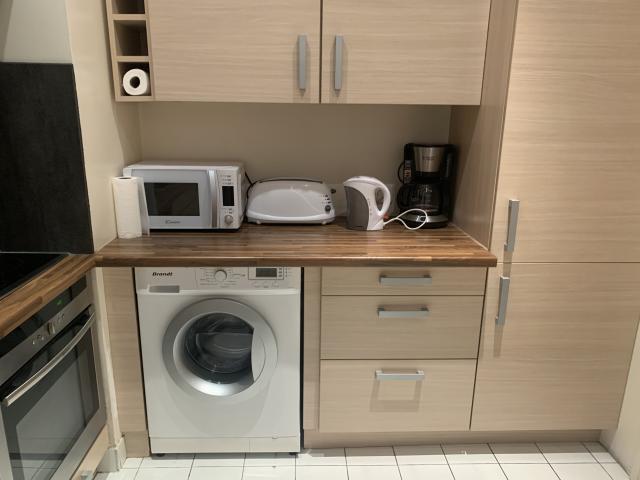 Location appartement T2 Paris 08 - Photo 4