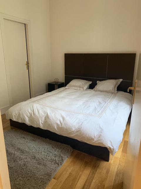 Location appartement T2 Paris 08 - Photo 8
