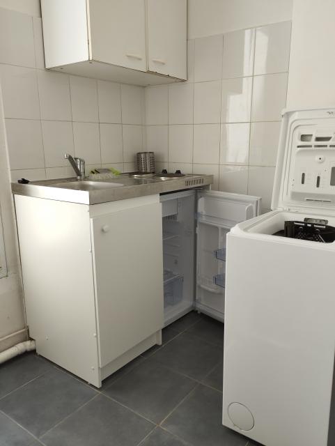 Location appartement T2 Paris 18 - Photo 3
