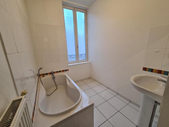 Location maison F5 Vichy - Photo 4