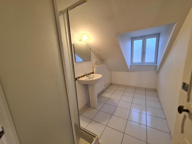 Location maison F5 Vichy - Photo 9