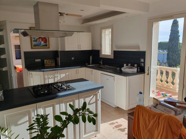 Location maison F7 Carqueiranne - Photo 5