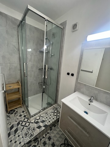 Location appartement T2 Nimes - Photo 3