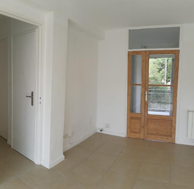 Location appartement T2 Nimes - Photo 4