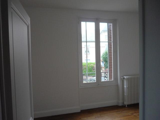 Location maison F5 Riom - Photo 7