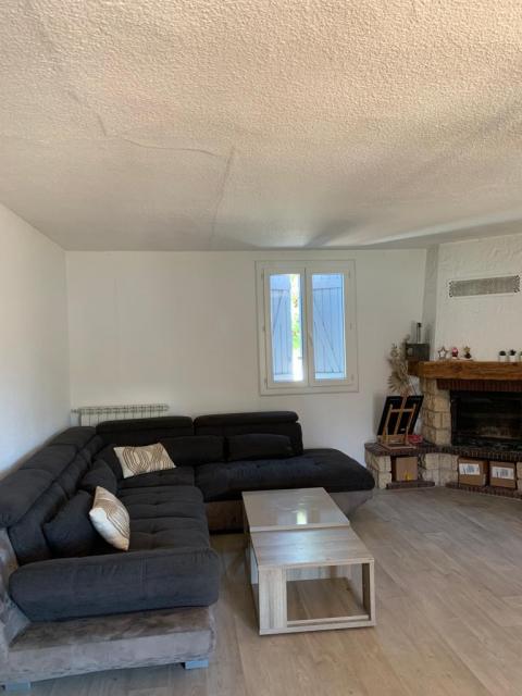 Location maison F4 Calas - Photo 4