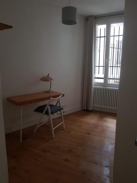 Location appartement T3 Paris 09 - Photo 10