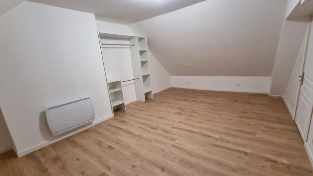 Location maison F8 Brou - Photo 2