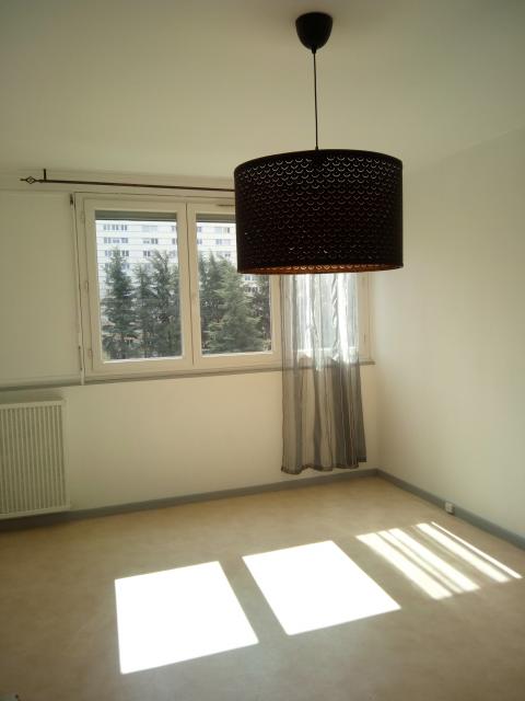 Location appartement T2 St Etienne - Photo 9
