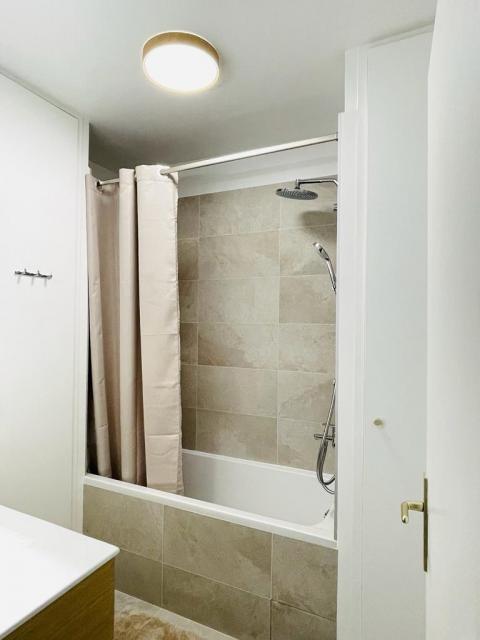 Location appartement T2 Paris 16 - Photo 9