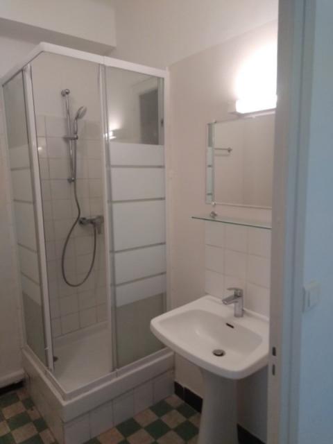 Location appartement T3 Marseille 06 - Photo 4