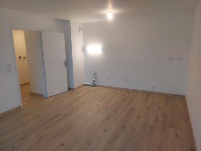 Location appartement T3 Noyal Chatillon sur Seiche - Photo 2