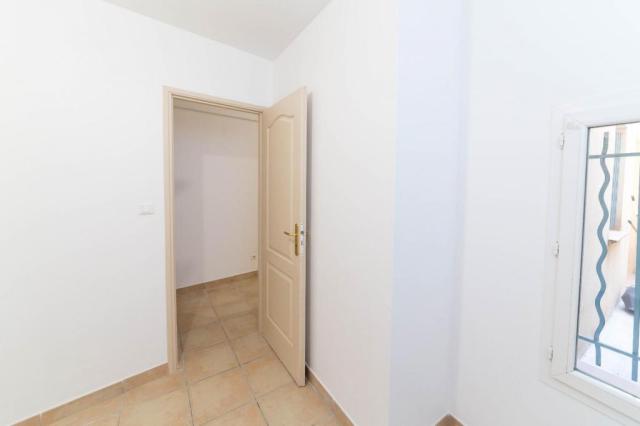 Location appartement T2 St Mitre les Remparts - Photo 5