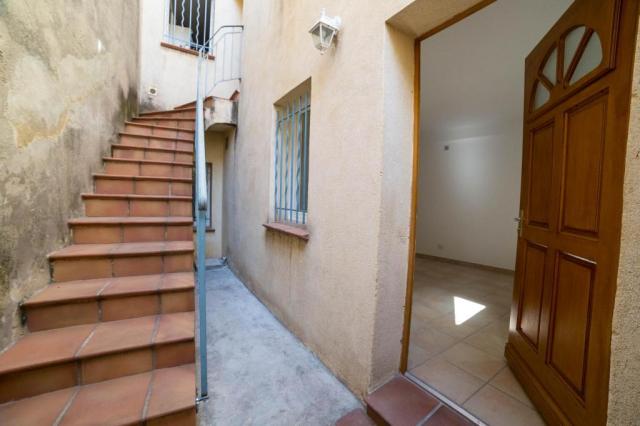 Location appartement T2 St Mitre les Remparts - Photo 7