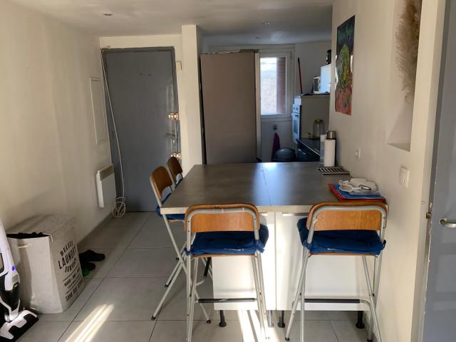 Location appartement T3 Marseille 04 - Photo 4