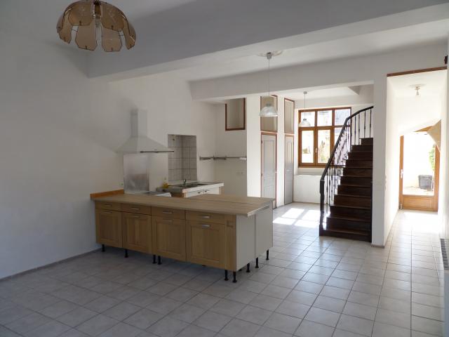 Location maison F5 Villefranche d'Allier - Photo 2